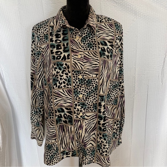 Alfred Dunner animal print long sleeve button down blouse size 16. - Picture 1 of 5
